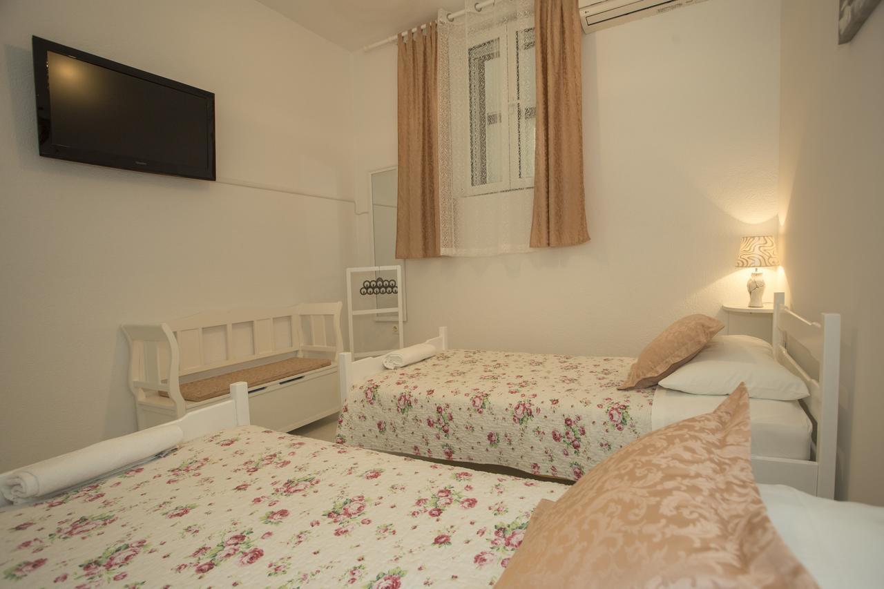 Summer Bay Apartments Split Bagian luar foto